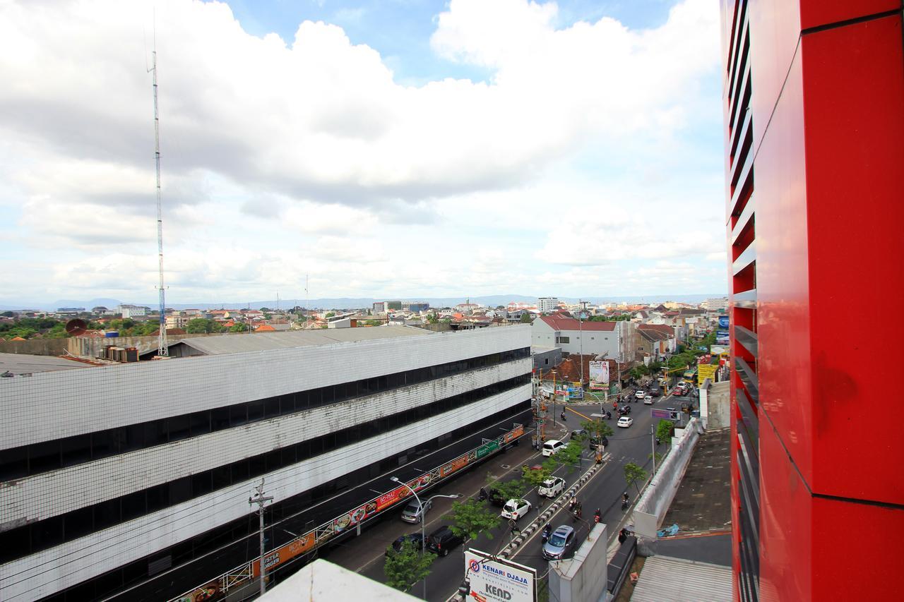Uniq Hotel Yogyakarta Exteriör bild