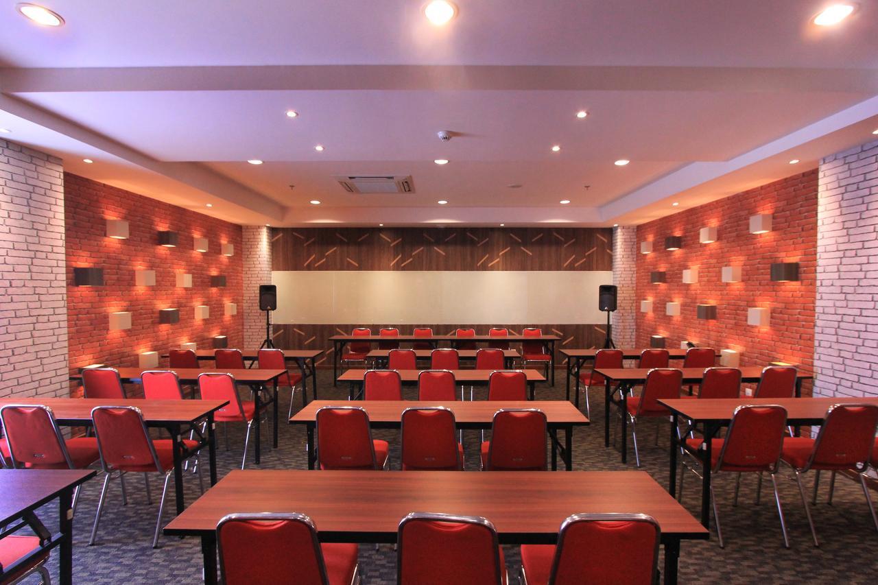 Uniq Hotel Yogyakarta Exteriör bild